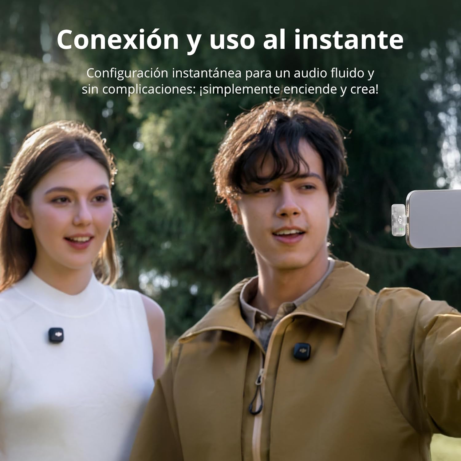 Micrófono lavalier en uso